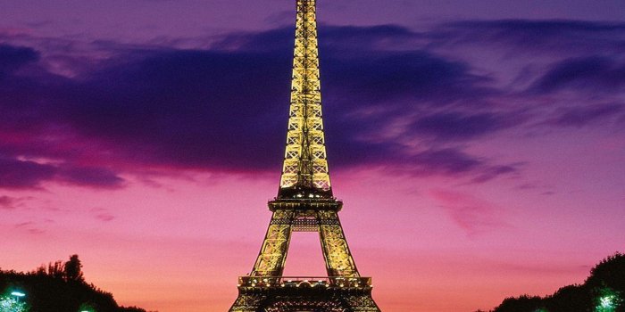 1600x1200 Eiffel Tower Desktop Wallpapers