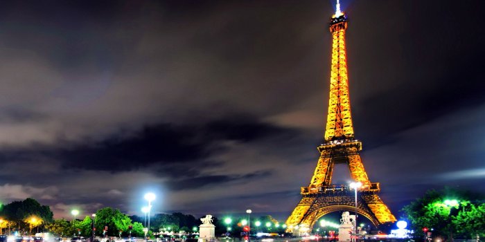 1920x1080 Hd Eiffel Tower Night Wallpaper [1920x1080]