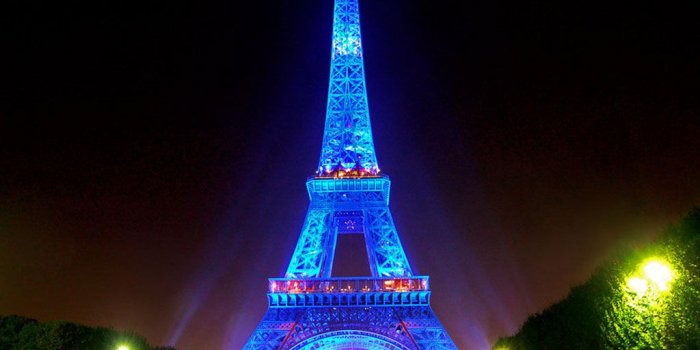 1024x768 Eiffel Tower wallpaper | 1024x768 | #39497