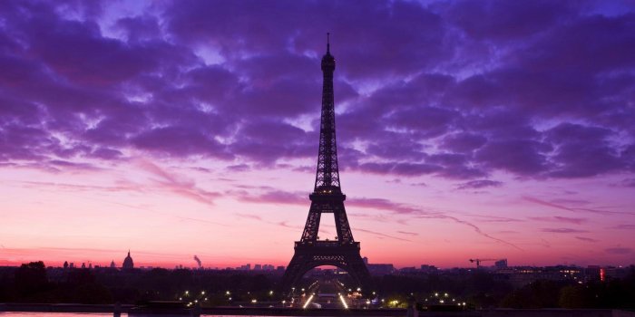 2560x1600 Eiffel Tower Desktop Wallpapers