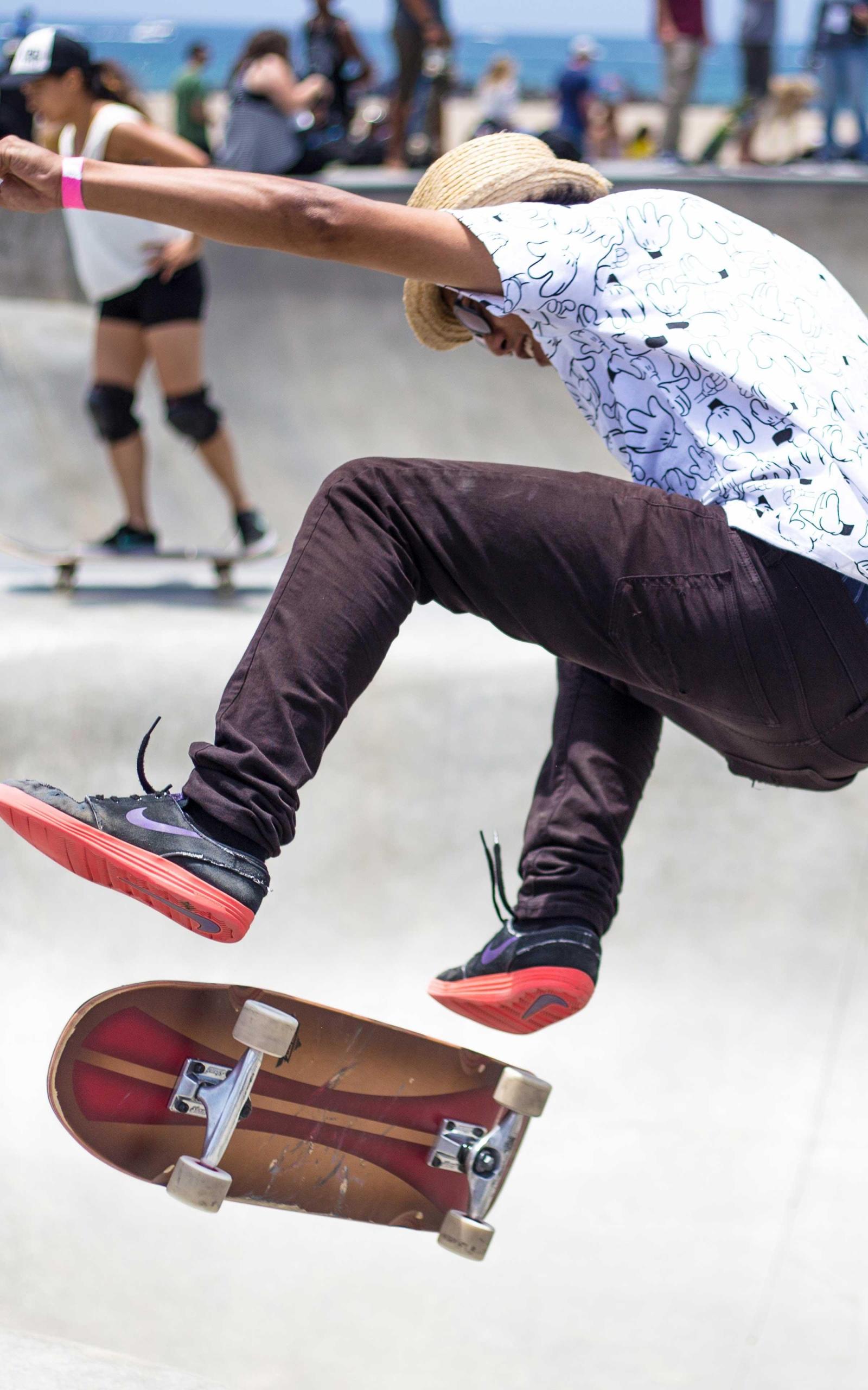 2400x3840 Skateboard Wallpaper Uk-Best Skateboard Wallpapers for Android - APK