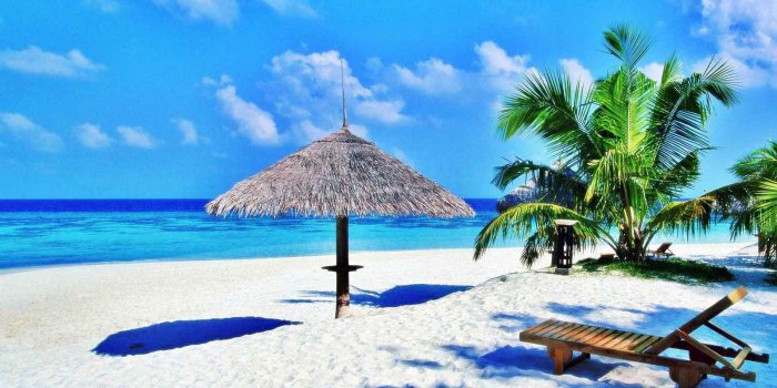 1600x1200 This awesome Bali Beach Indonesia Travel Wallpaper is ready to