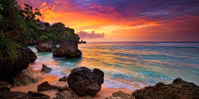 2160x1440 Beach Sky Sunset Rocks Clouds Hidden Ocean Bali Trees Waves Sand