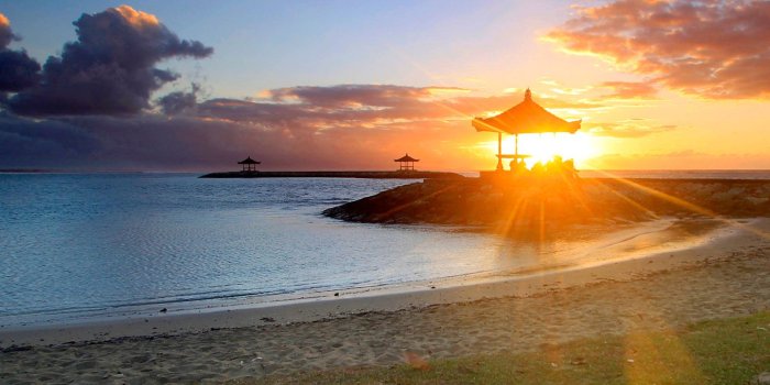 1600x900 Nusa Dua Beach Bali - Top 4 Best Beach For Honeymoon, Family & Kids