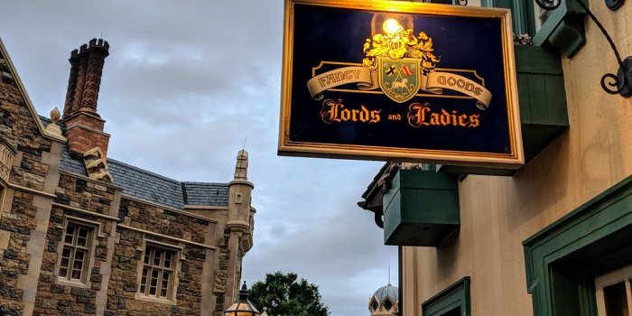 1024x768 United Kingdom Pavilion - Epcot | In the United Kingdom Pavi…