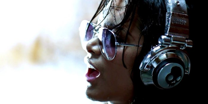 1600x895 wallpaper: Bombs Wallpaper