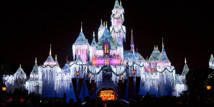 1600x1067 Disneyland Holiday picture, Disneyland Holiday image, Disneyland