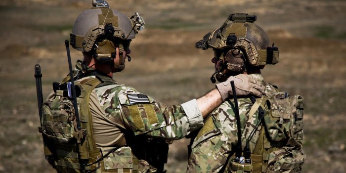 2048x1250 Army rangers wallpapers - SF Wallpaper