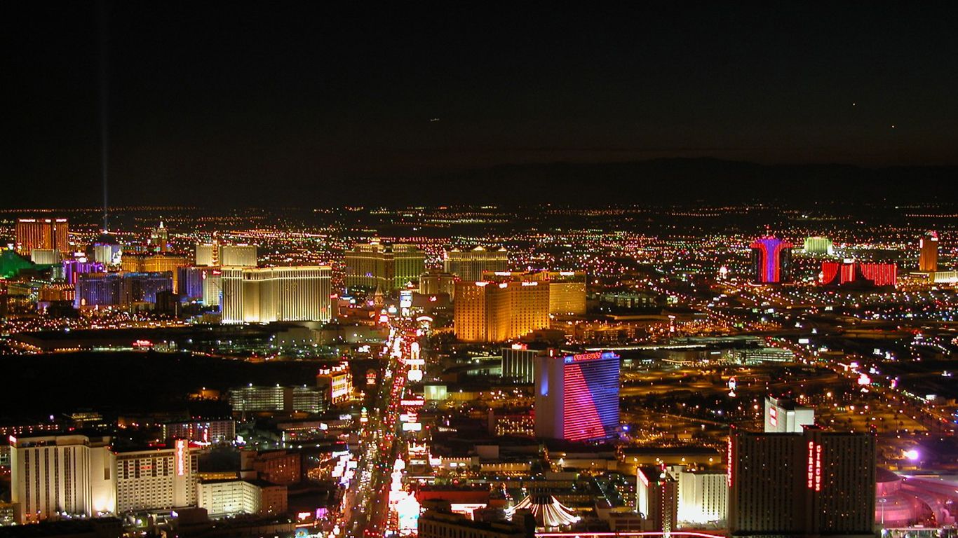 1366x768 Las Vegas Wallpaper #6825493