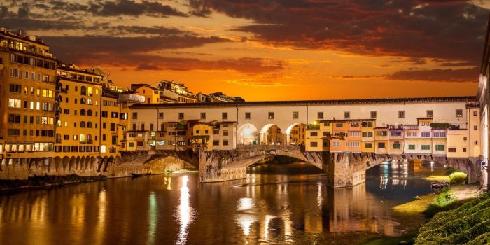 1332x850 Wallpaper city, the city, lights, lights, building, Night, Venice