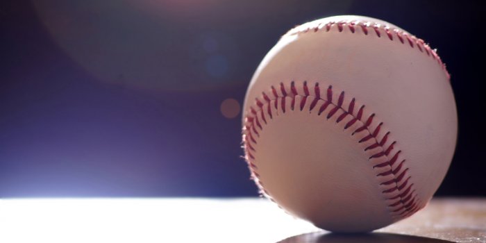 2560x1377 baseball-wallpaper-2560×1440