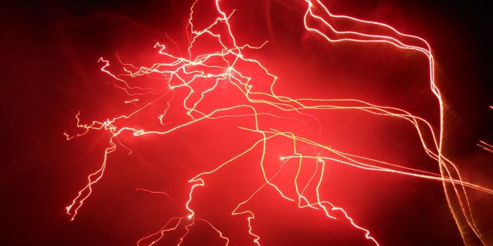 1280x960 Blue And Red Lighting Wallpapers