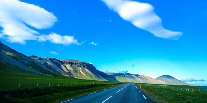 1920x1280 Blue Sky Wallpaper for Free HD Download