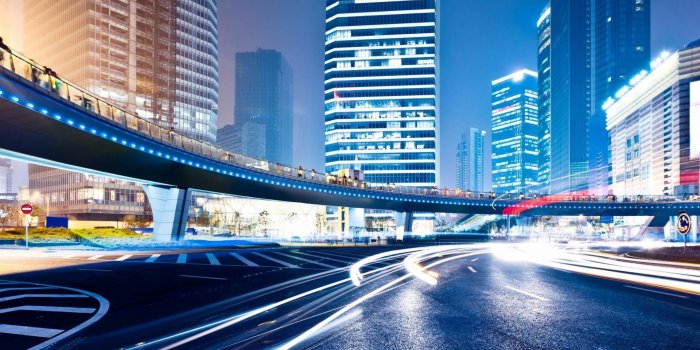 1920x1440 Night Metropolis Traffic Circle Signs Markings Road Neon Tall