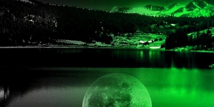 1080x1920 Green Moonlight | entrada in 2019 | Moon pictures, Green moon, Moonlight