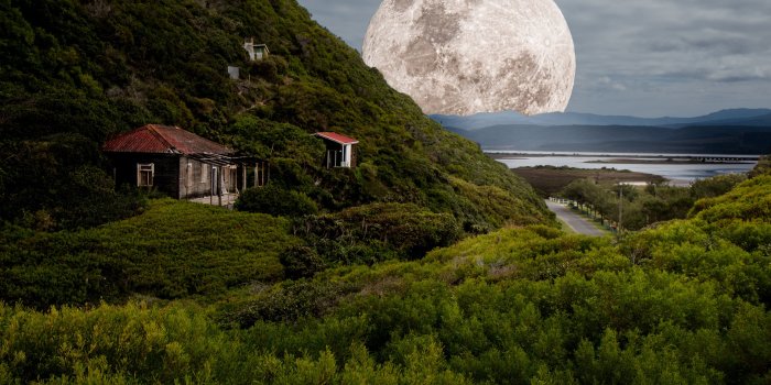 5472x3648 Full moon behind green covered mountain HD wallpaper | Wallpaper Flare