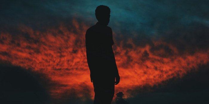 1080x1080 Simple Lit Wallpapers For Iphone Group (68+), Download For Free This