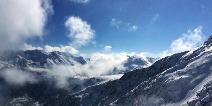 1366x768 Download 1366x768 Wallpaper Snow Mountain, Blue Cold Sky, Nature