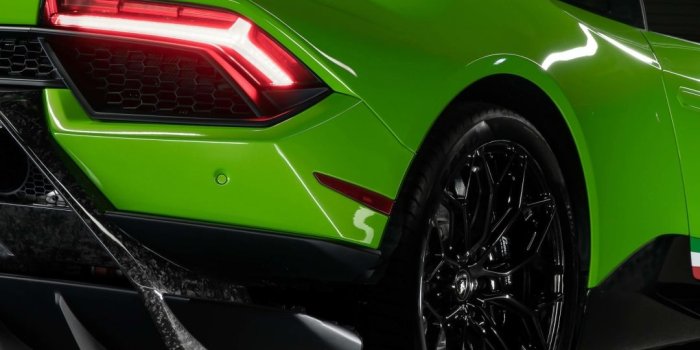 1080x1920 Download Lamborghini Huracan Performante 2019 Rear 8k #14442 Samsung
