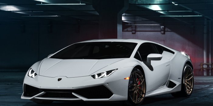 2048x2048 White Lamborghini 4K ❤ 4K HD Desktop Wallpaper for • Wide & Ultra