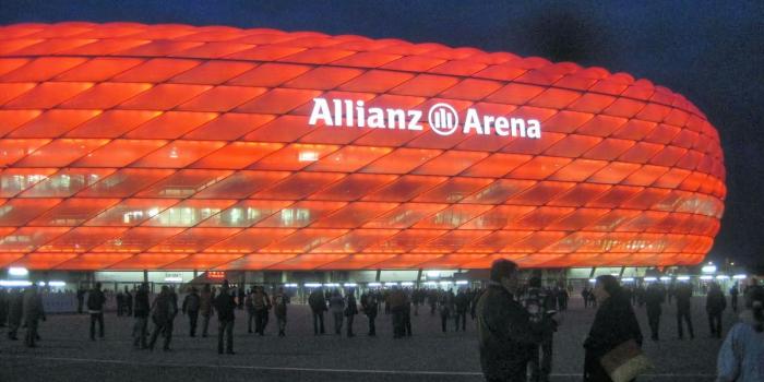 1600x1200 wallpaper dab: Allianz Arena