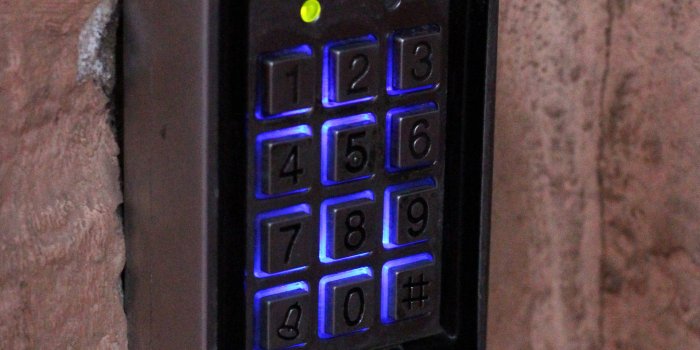 1920x2698 Padlocks digital door lock security № 49322