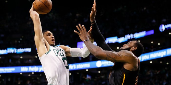 1800x1200 Jayson Tatum Says Has a 'Big A-- Picture' of His Dunk on LeBron