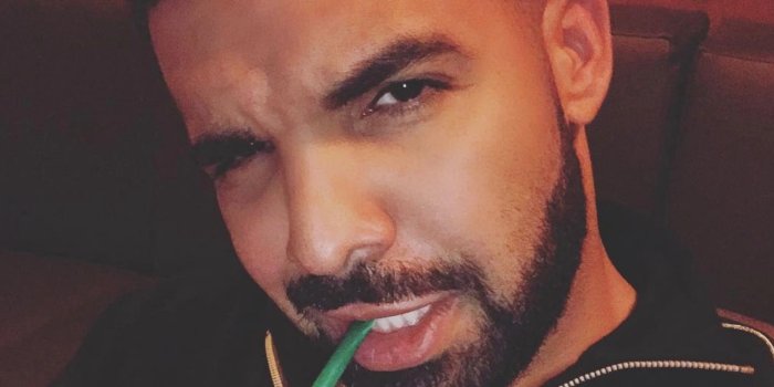 1600x1200 Drake Lives Out 