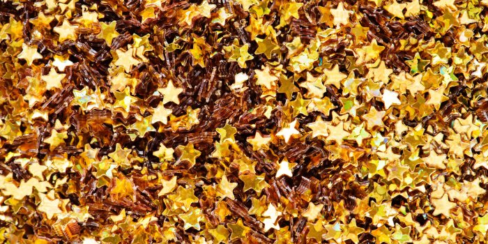 6306x4207 Gold-colored Star Confetti Lot · Free Stock Photo