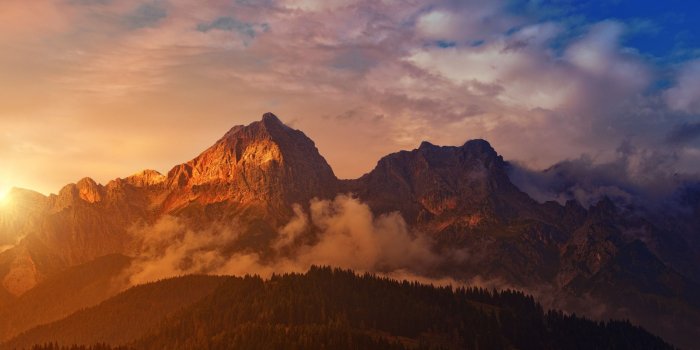 2560x1441 Mountain Sunset Wallpaper · Picture #9421 · Free Stock Photos