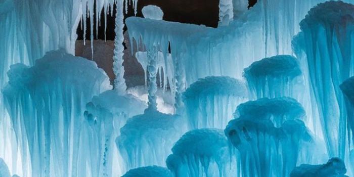 750x1334 Ice Castle – Utah Winter Wonderland #Utah #IceCastle #manmade