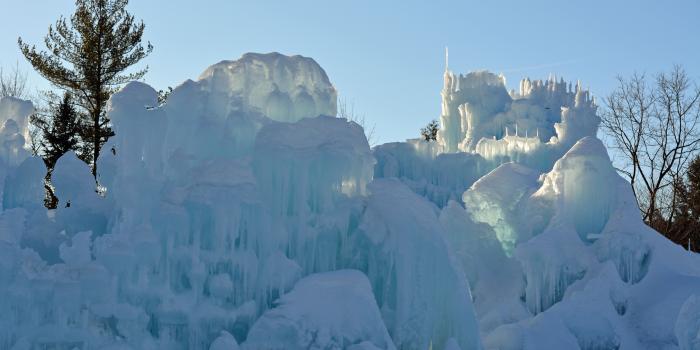 6000x4000 Visit NH: Ice Castles Coupon - Mommy's Fabulous Finds