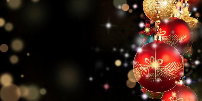 2560x1600 77+ Christmas Desktop Wallpapers on WallpaperPlay