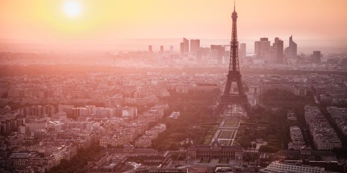 2560x1600 Arc de Triomphe Paris Sunset Desktop Wallpaper