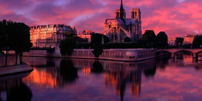 1600x1200 Notre Dame Sunset Wallpapers