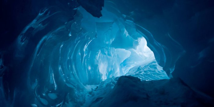 1600x900 Inside A Glacier: Blue Ice Caves In Canada [1600x900] : wallpapers