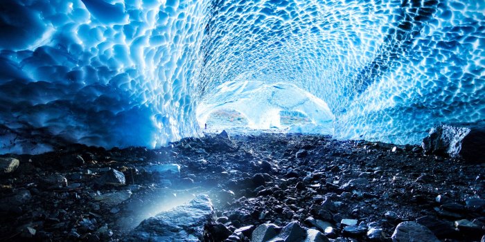 2400x1600 Ice Cave HD wallpaper