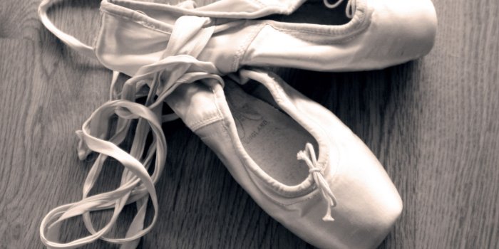 2880x1800 Ballet shoes wallpaper - Photography wallpapers - #27949