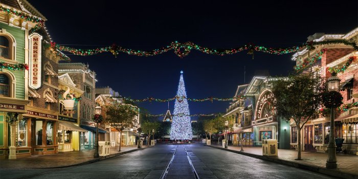 1920x1080 Main Street Christmas - Disneyland [1920x1080] : wallpaper