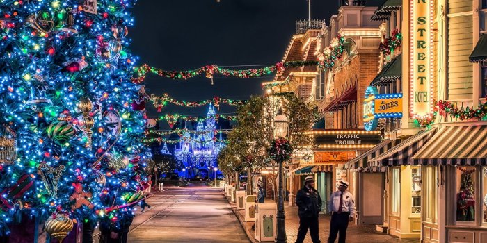 1280x1024 Images Anaheim California Disneyland USA HDR Christmas tree park