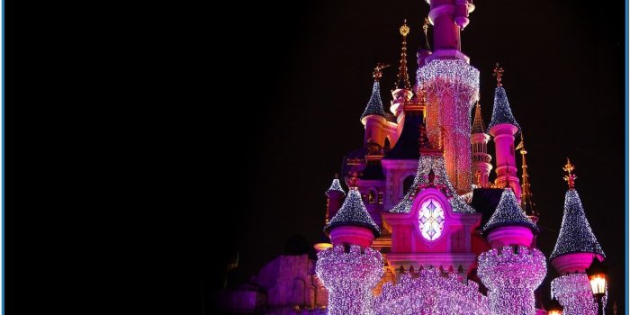 1623x1223 Free download Disney holiday wallpaper screensavers Download