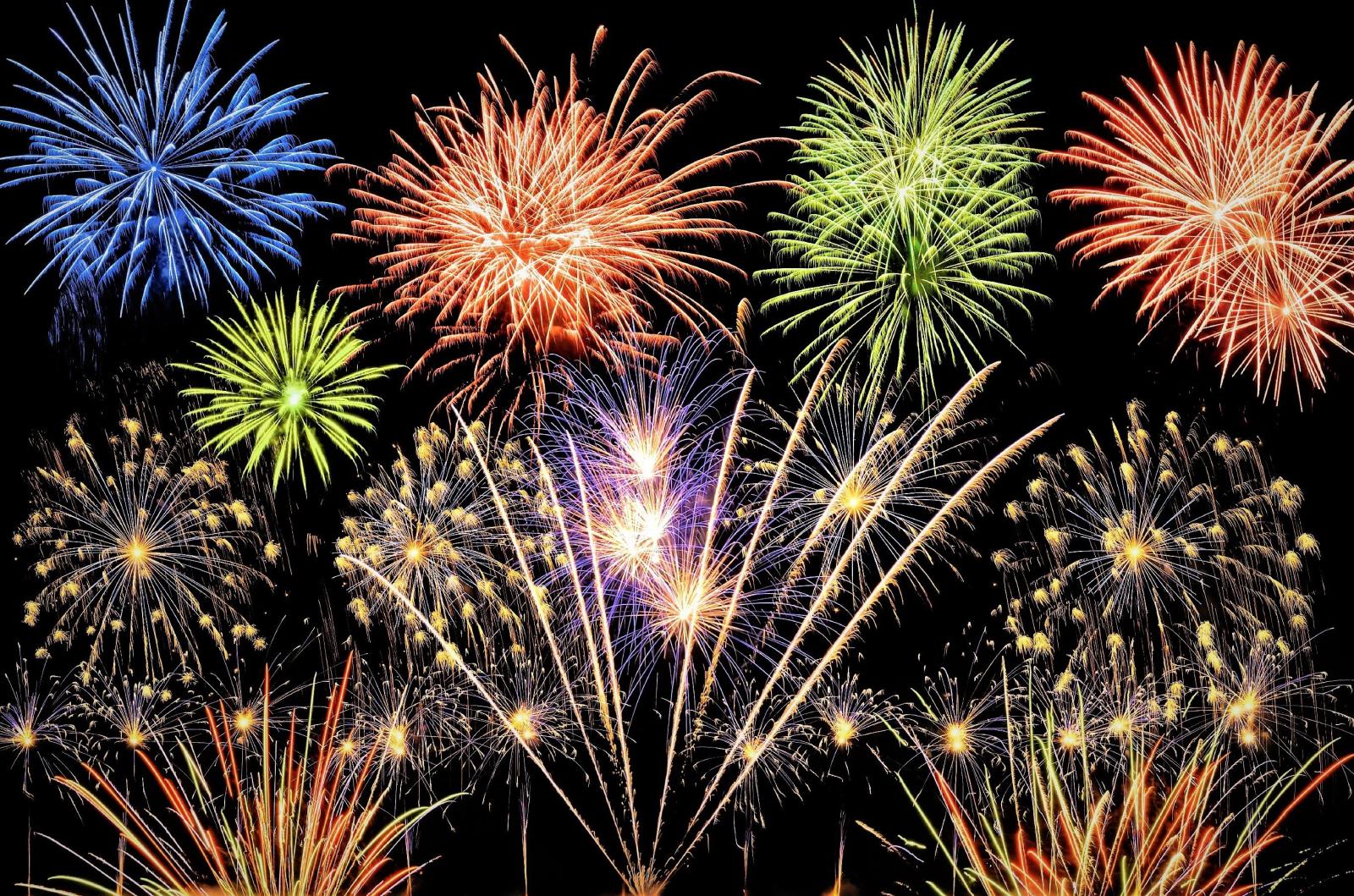 2724x1804 Colorful Fireworks HD Wallpaper | Background Image | 2724x1804 | ID
