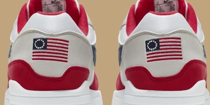 1920x1080 Colin Kaepernick: Nike shoe price soars after ex-QB's request