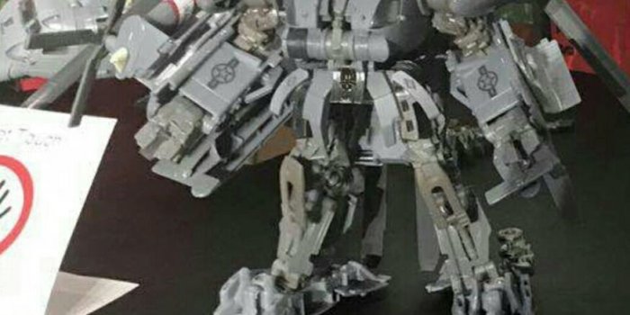 874x960 More Images of Transformers Studio Series Leader Blackout and