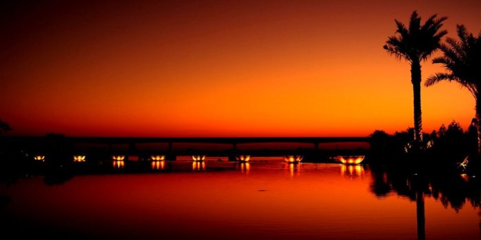 1229x691 Dubai Night Nature Scenery Wallpaper | Wallpapers Lock Screen