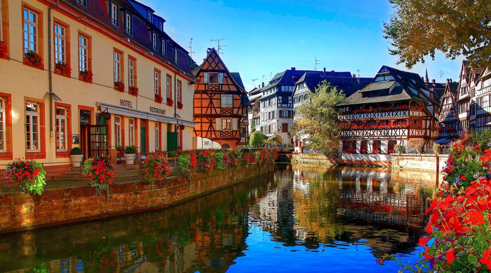 2484x1380 Most Beautiful Places To spend This Summer - Strasbourg, France