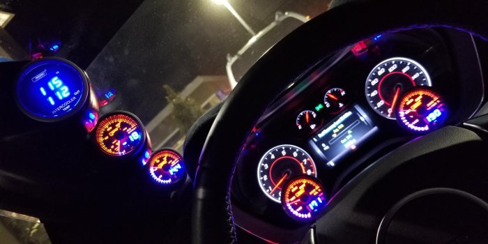1600x900 Boost Gauge - CAMARO6