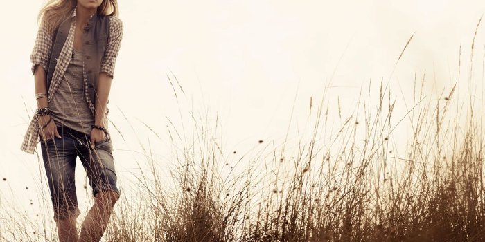 1920x1200 fashion-model-grass-pier-photography-sunset-hd-wallpaper – Mel's