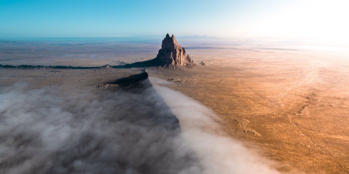1920x1080 Ship Rock, New Mexico (x-post /u/HDphoto)[1929x1080] : wallpapers
