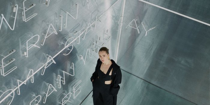 1500x2000 Suki Waterhouse - Wallpaper China - Jumbo Photographe | Fashion